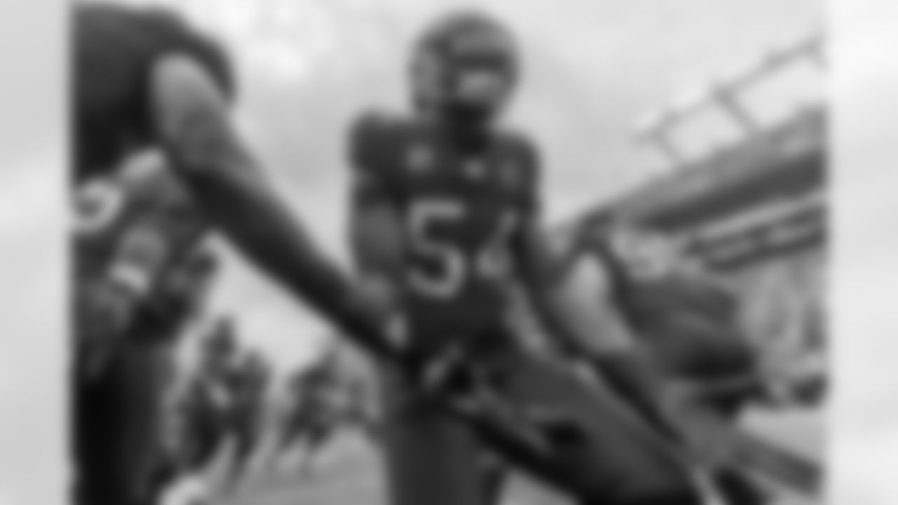 TAMPA, FL - December 07, 2025 - The Tampa Bay Buccaneers and New Orleans Saints during a regular season game at Raymond James Stadium. The Bucs lost the game, 24-20. Photo By Doug DeFelice/Tampa Bay Buccaneers