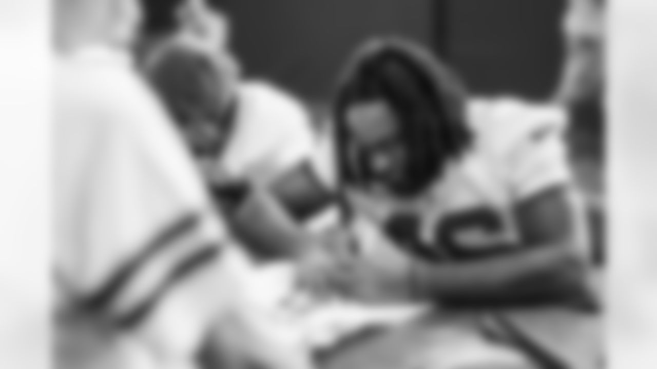 TAMPA, FL - July 30, 2024 - Linebacker Kalen DeLoach #46 of the Tampa Bay Buccaneers during 2024 Training Camp Autograph Signing at AdventHealth Training Center. Photo By Tori Richman/Tampa Bay Buccaneers