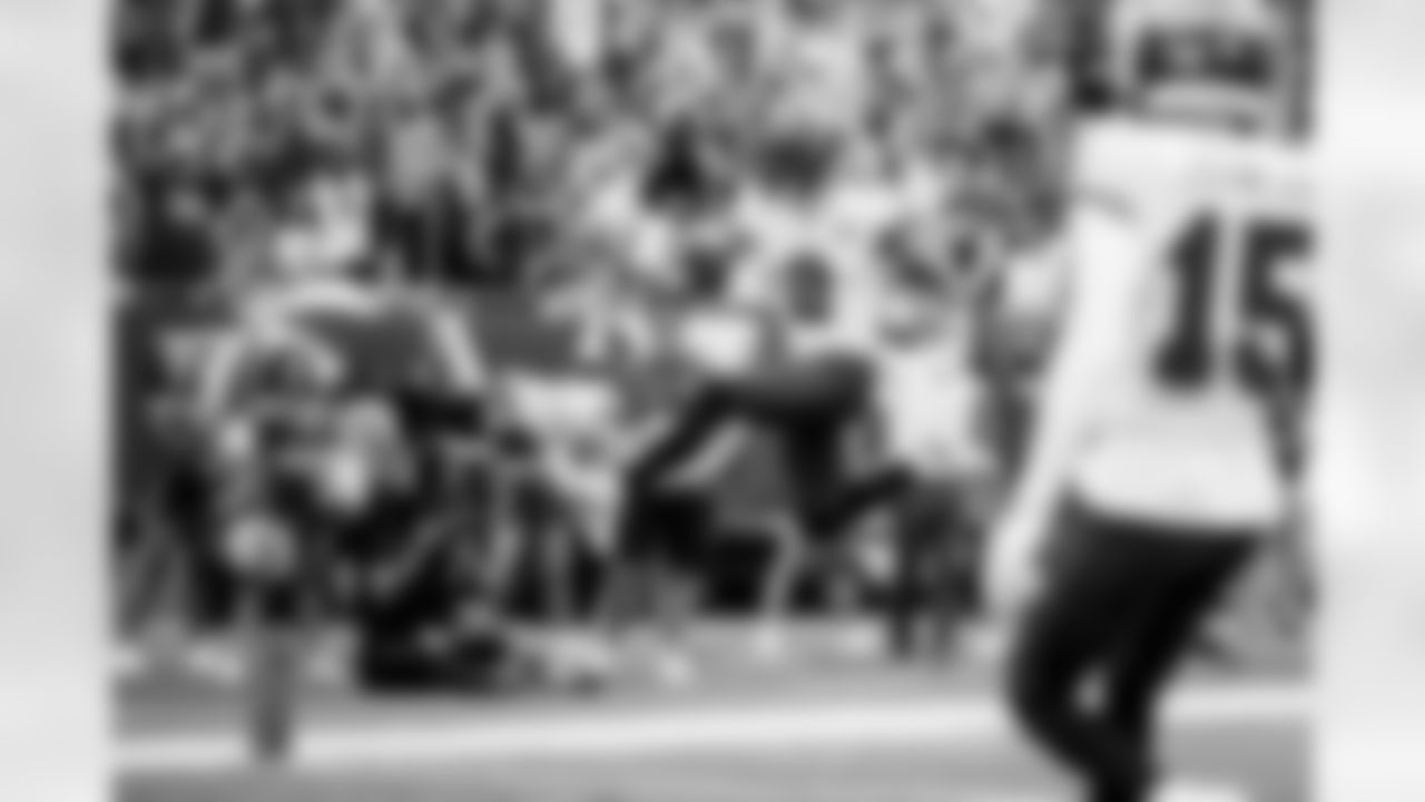 TAMPA, FL - November 09, 2025 - Wide Receiver Emeka Egbuka #2 of the Tampa Bay Buccaneers during the game between the New England Patriots and Tampa Bay Buccaneers. The Bucs lost the game, 28-23. Photo By Tori Richman/Tampa Bay Buccaneers