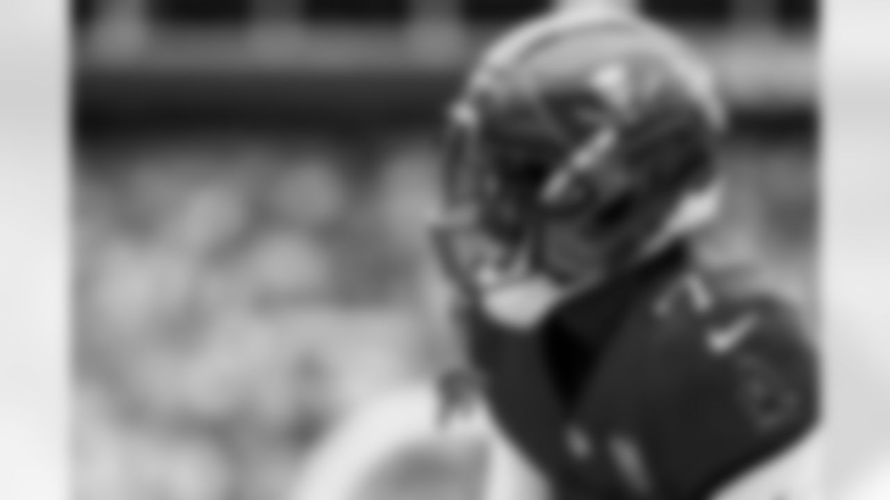 TAMPA, FL - December 07, 2025 - The Tampa Bay Buccaneers and New Orleans Saints play a regular season game at Raymond James Stadium. The Bucs lost the game, 24-20. Photo By Kyle Zedaker/Tampa Bay Buccaneers