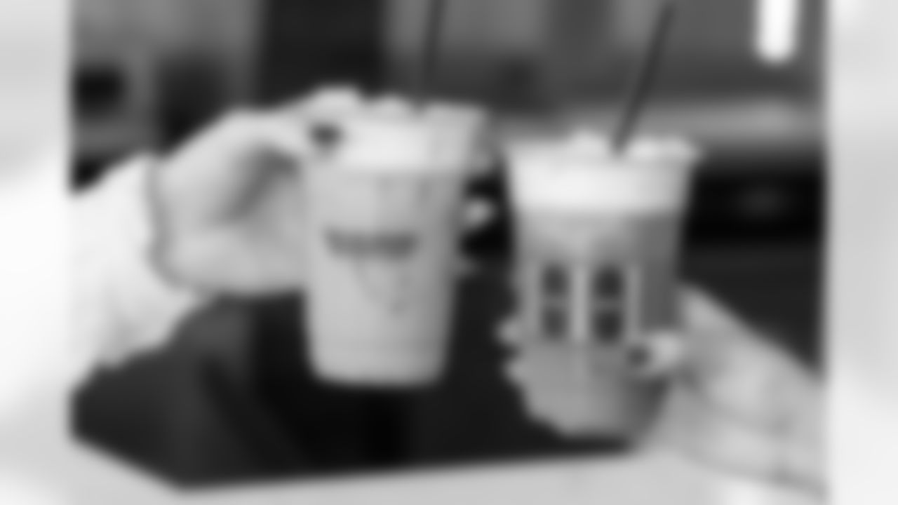 TAMPA, FL - December 06, 2025 - She is Football Bayshore Walk: Raise The Flags event with Bayshore Breakfast Club and Tampa Girls Social & Wellness at Hyde House Public Studio. Photo By Mike Carlson/Tampa Bay Buccaneers