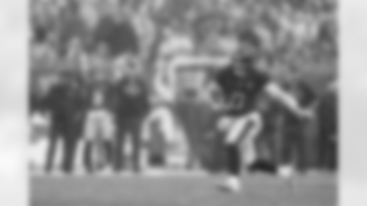 TAMPA, FL - January 03, 2026 - The Carolina Panthers and Tampa Bay Buccaneers play a regular season game at Raymond James Stadium. The Bucs won the game, 16-14. Photo By Doug DeFelice/Tampa Bay Buccaneers