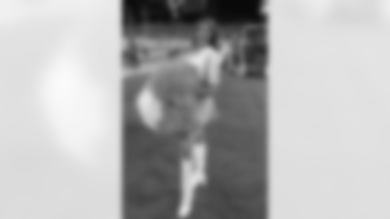 TAMPA, FL - December 11, 2025 - The Tampa Bay Buccaneers and Atlanta Falcons during a regular season game at Raymond James Stadium. The Bucs lost the game, 29-28. Photo By Mike Carlson/Tampa Bay Buccaneers