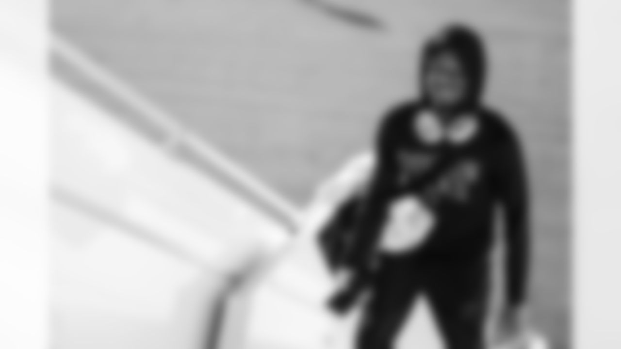 TAMPA, FL - November 22, 2025 - Wide Receiver Tez Johnson #15 of the Tampa Bay Buccaneers departs before the game against the Los Angeles Rams. Photo By Tori Richman/Tampa Bay Buccaneers