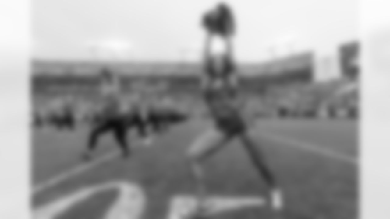 TAMPA, FL - December 07, 2025 - The Tampa Bay Buccaneers and New Orleans Saints during a regular season game at Raymond James Stadium. The Bucs lost the game, 24-20. Photo By Doug DeFelice/Tampa Bay Buccaneers