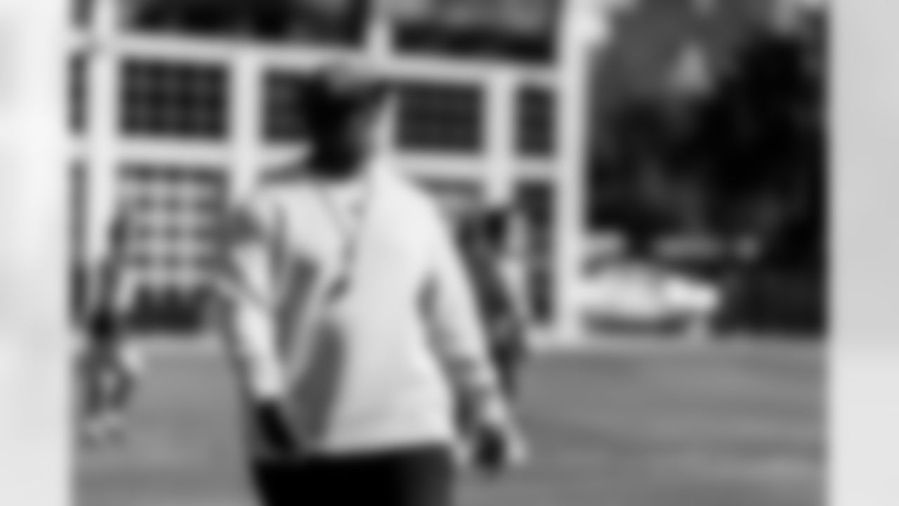 TAMPA, FL - December 04, 2025 - Head Coach Todd Bowles of the Tampa Bay Buccaneers during practice at AdventHealth Training Center. Photo By Tori Richman/Tampa Bay Buccaneers