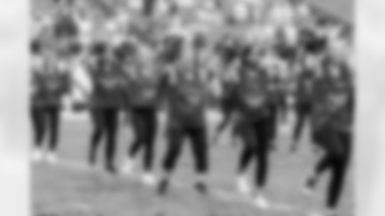 TAMPA, FL - December 07, 2025 - The Tampa Bay Buccaneers and New Orleans Saints during a regular season game at Raymond James Stadium. The Bucs lost the game, 24-20. Photo By Tori Richman/Tampa Bay Buccaneers