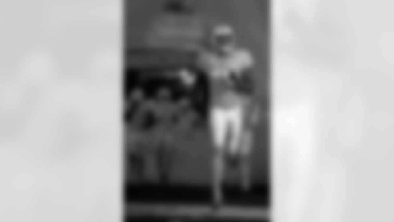 TAMPA, FL - December 11, 2025 - The Tampa Bay Buccaneers and Atlanta Falcons during a regular season game at Raymond James Stadium. The Bucs lost the game, 29-28. Photo By Kyle Zedaker/Tampa Bay Buccaneers