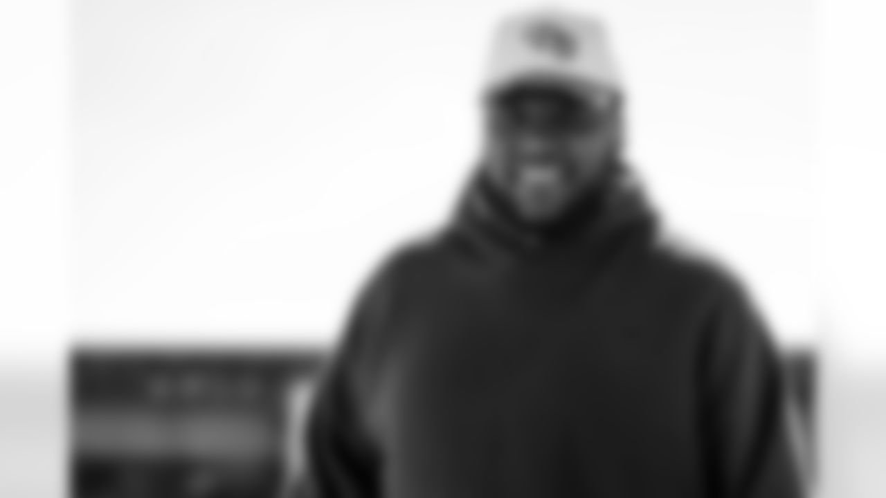 TAMPA, FL - November 15, 2025 - Defensive Lineman C.J. Brewer #52 of the Tampa Bay Buccaneers departs before the Bucs' game against the Buffalo Bills. Photo By Tori Richman/Tampa Bay Buccaneers