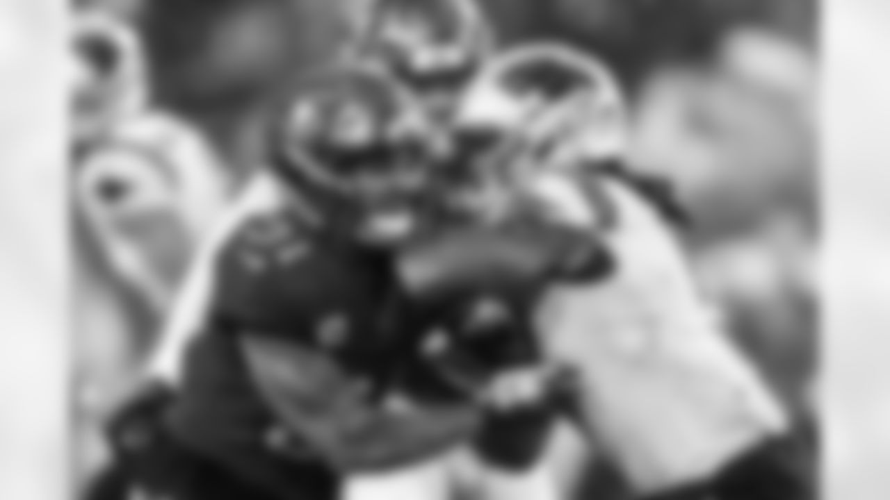 TAMPA, FL - January 03, 2026 - The Carolina Panthers and Tampa Bay Buccaneers play a regular season game at Raymond James Stadium. The Bucs won the game, 16-14. Photo By Doug DeFelice/Tampa Bay Buccaneers