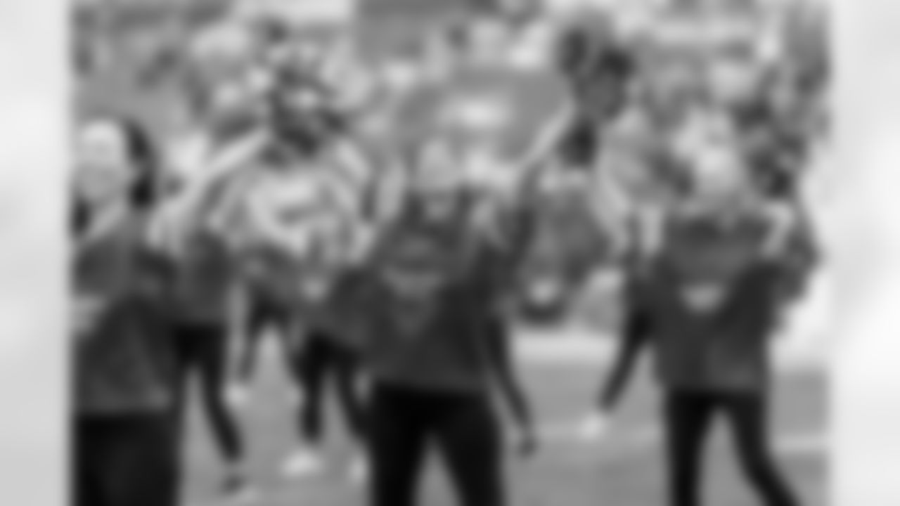 TAMPA, FL - December 07, 2025 - The Tampa Bay Buccaneers and New Orleans Saints during a regular season game at Raymond James Stadium. The Bucs lost the game, 24-20. Photo By Tori Richman/Tampa Bay Buccaneers