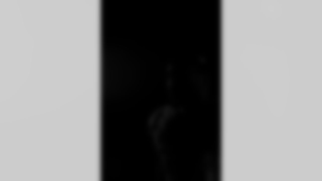 TAMPA, FL - December 07, 2025 - The Tampa Bay Buccaneers and New Orleans Saints during a regular season game at Raymond James Stadium. The Bucs lost the game, 24-20. Photo By Tori Richman/Tampa Bay Buccaneers