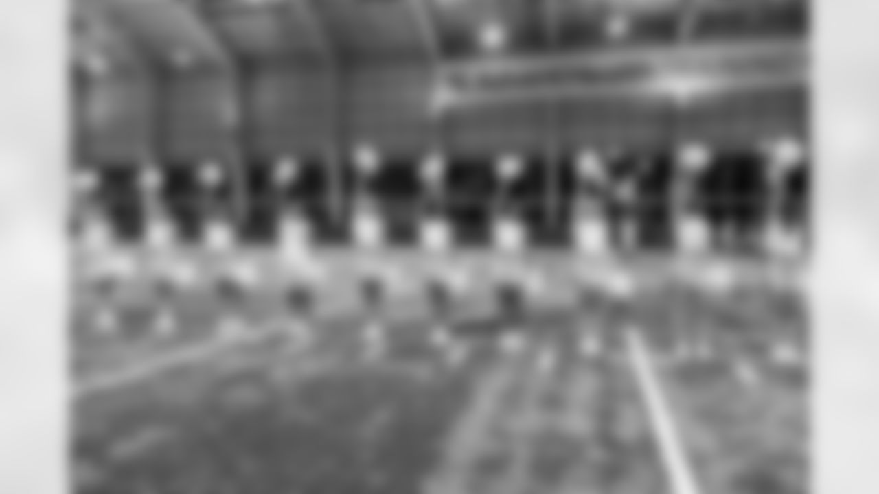 TAMPA, FL - December 09, 2025 - Tampa Bay Buccaneers Cheerleaders during Field Rehearsal at AdventHealth Training Center. Photo By Tori Richman/Tampa Bay Buccaneers