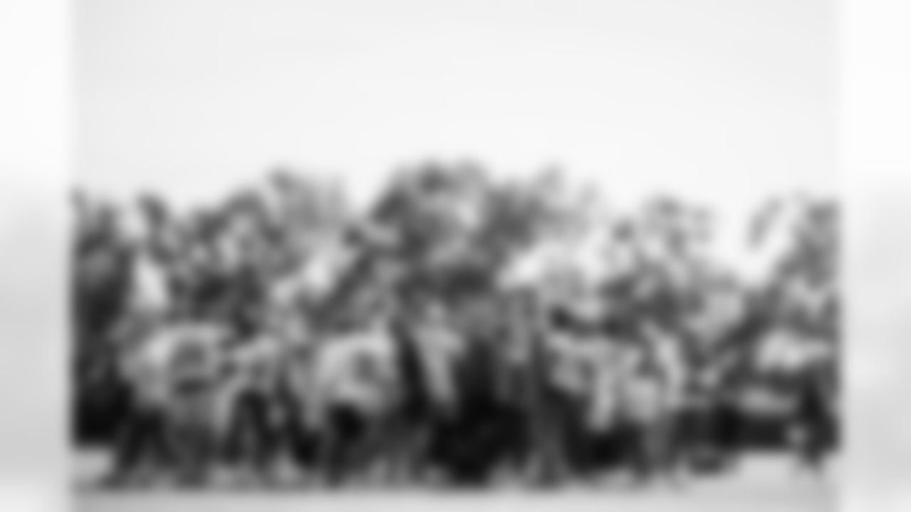 TAMPA, FL - December 17, 2025 - Week 16 practice at AdventHealth Training Center. Photo By Tori Richman/Tampa Bay Buccaneers