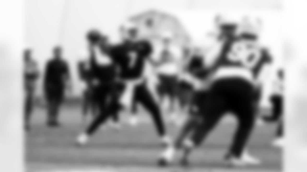 Arizona Cardinals quarterback Jacoby Brissett (7) during practice at the Dignity Health Training Facility on Wednesday, Nov. 26, 2025 in Tempe, AZ.