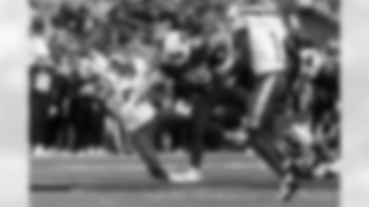 Arizona Cardinals tight end Trey McBride (85) during the Week 14 regular season game between the Arizona Cardinals and the Los Angeles Rams on Sunday, Dec. 7, 2025 at State Farm Stadium.