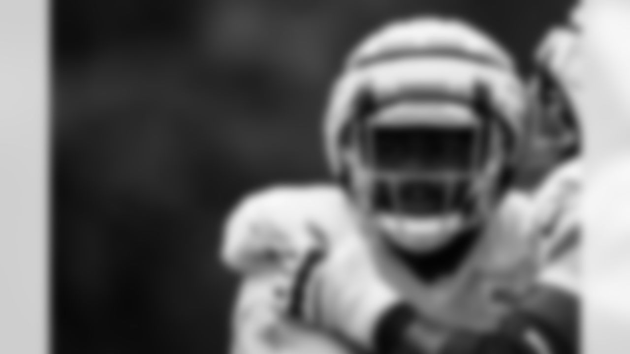 Arizona Cardinals offensive lineman Jeremiah Byers (67) and Arizona Cardinals offensive lineman Demontrey Jacobs (66) during practice at the Dignity Health Training Facility on Thursday, Oct. 9, 2025 in Tempe, AZ.