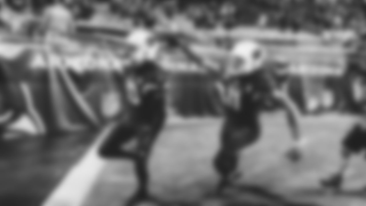 Larry Fitzgerald celebrates with DeAndre Hopkins after the Hail Murray in 2020.