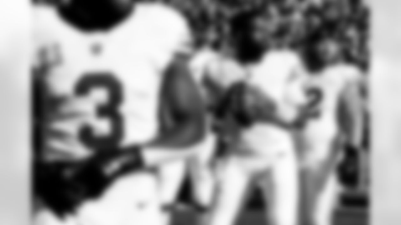 Arizona Cardinals quarterback Jacoby Brissett (7) during the Week 10 regular season game between the Arizona Cardinals and the Seattle Seahawks on Sunday, Nov. 9, 2025 in Seattle, WA.