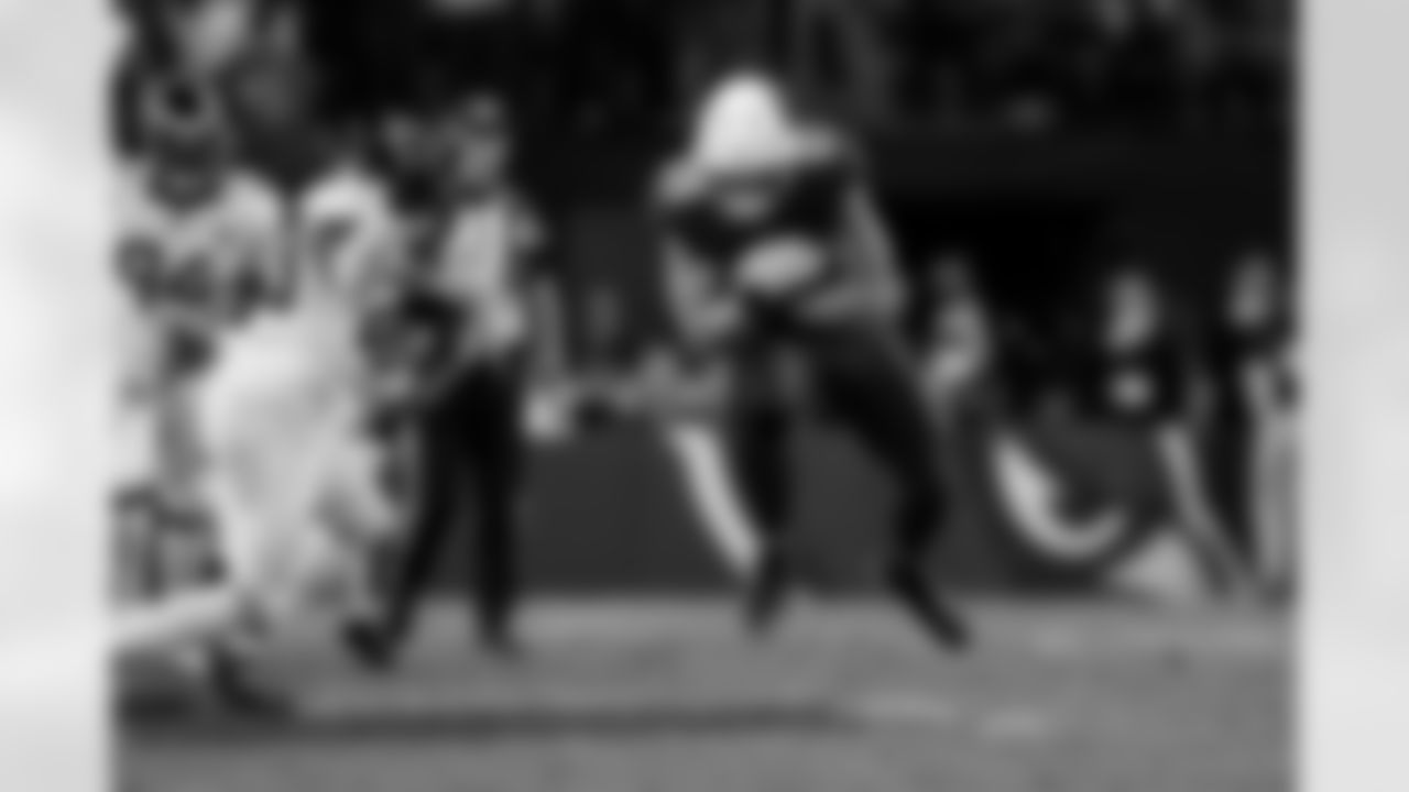 Arizona Cardinals tight end Trey McBride (85) during the Week 12 regular season game between the Arizona Cardinals and the Jacksonville Jaguars on Sunday, Nov. 23, 2025 at State Farm Stadium.