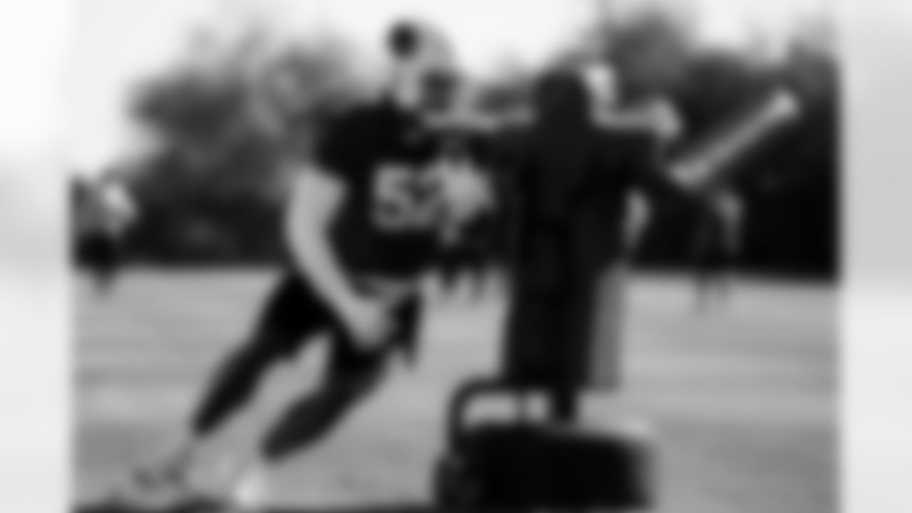 Arizona Cardinals linebacker Jordan Burch (52) during practice at the Dignity Health Training Facility on Thursday, Dec. 11, 2025 in Tempe, AZ.