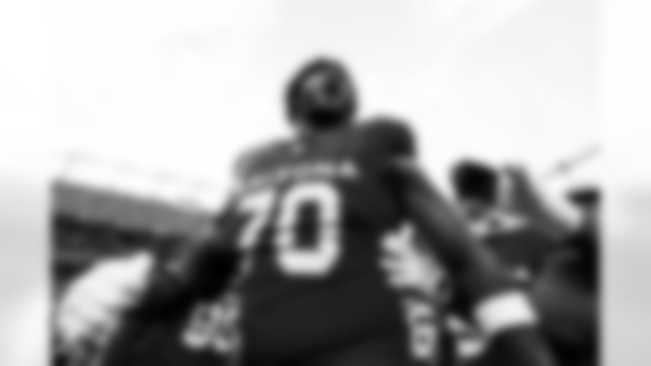 Arizona Cardinals offensive lineman Paris Johnson Jr. (70) during the Week 2 preseason game between the Arizona Cardinals and the Denver Broncos on Saturday, Aug. 16, 2025 in Denver, CO.