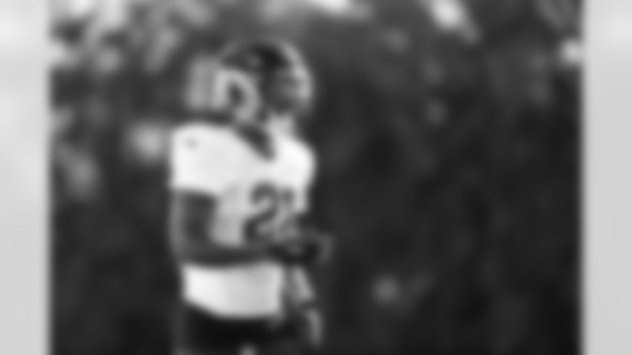 Arizona Cardinals cornerback Garrett Williams (21) during practice at the Dignity Health Training Facility on Thursday, Nov. 13, 2025 in Tempe, AZ.