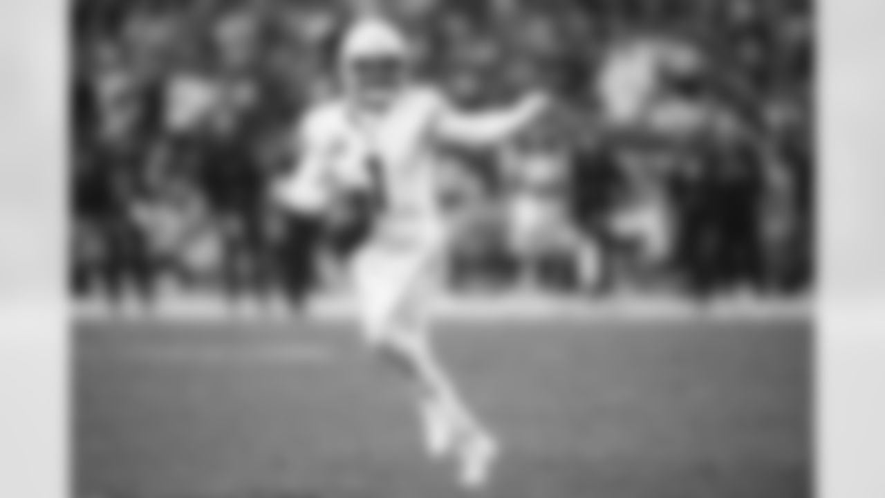 Arizona Cardinals quarterback Kyler Murray (1) during the Week 15 regular season game between the Arizona Cardinals and the San Francisco 49ers on Sunday, Dec 17, 2023 in Glendale, AZ.
