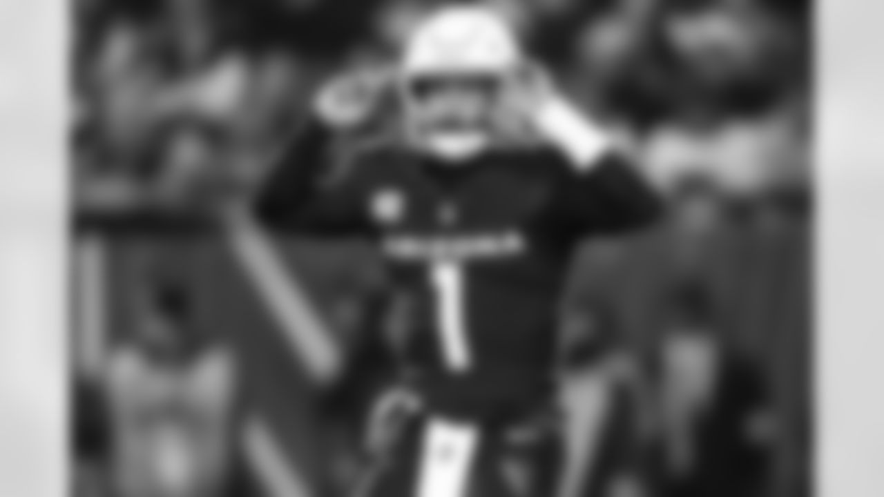 Arizona Cardinals quarterback Kyler Murray (1) during the Week 16 regular season game between the Arizona Cardinals and the Chicago Bears on Sunday, Dec 24, 2023 in Chicago, IL.