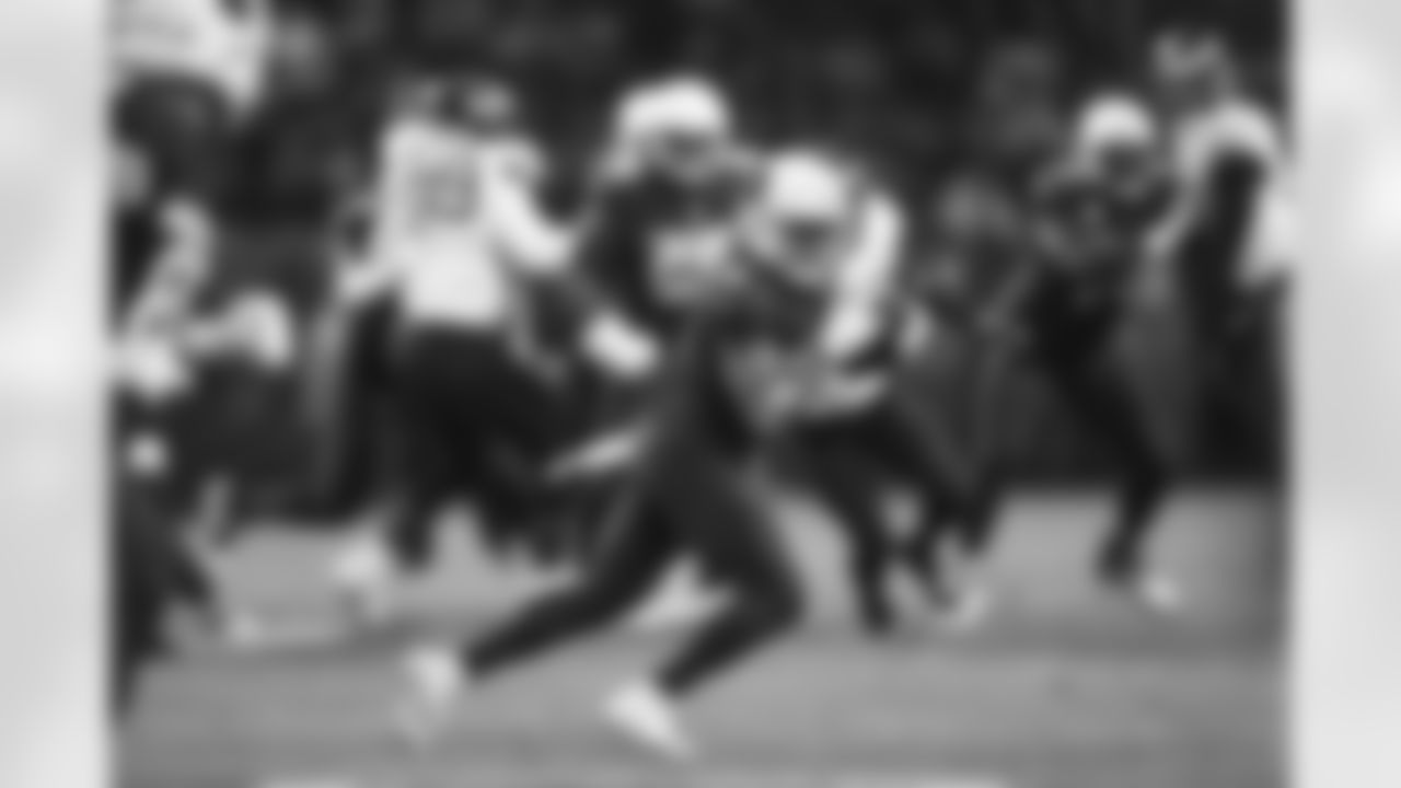 Arizona Cardinals wide receiver Rondale Moore (4) during the Week 16 regular season game between the Arizona Cardinals and the Chicago Bears on Sunday, Dec 24, 2023 in Chicago, IL.