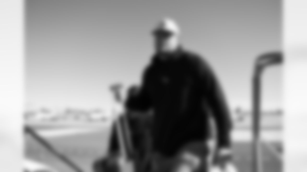 Arizona Cardinals offensive lineman Hayden Conner (58) travels to Houston before the Week 15 regular season game against the Houston Texans on Saturday, Dec. 13, 2025 in Phoenix, AZ.