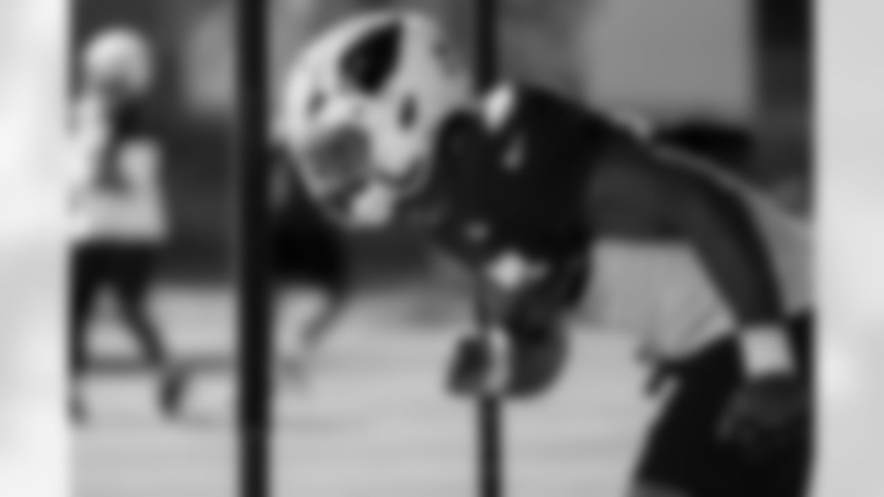 Arizona Cardinals linebacker Zaven Collins (25) during practice at the Dignity Health Training Facility on Thursday, Nov. 6, 2025 in Tempe, AZ.