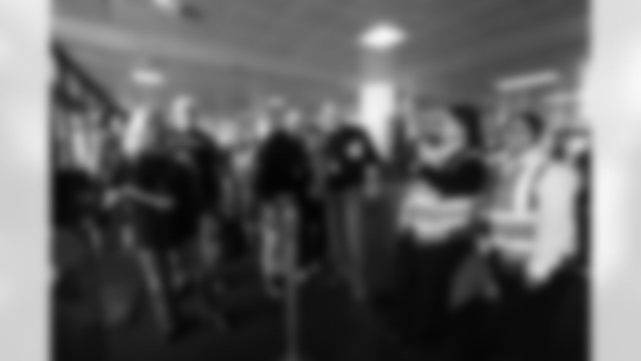 The Arizona Cardinals and Gridiron Air host the inaugural Cardinals Premier Travel trip to Dallas on Saturday, Nov. 1, 2025 in Phoenix, AZ.