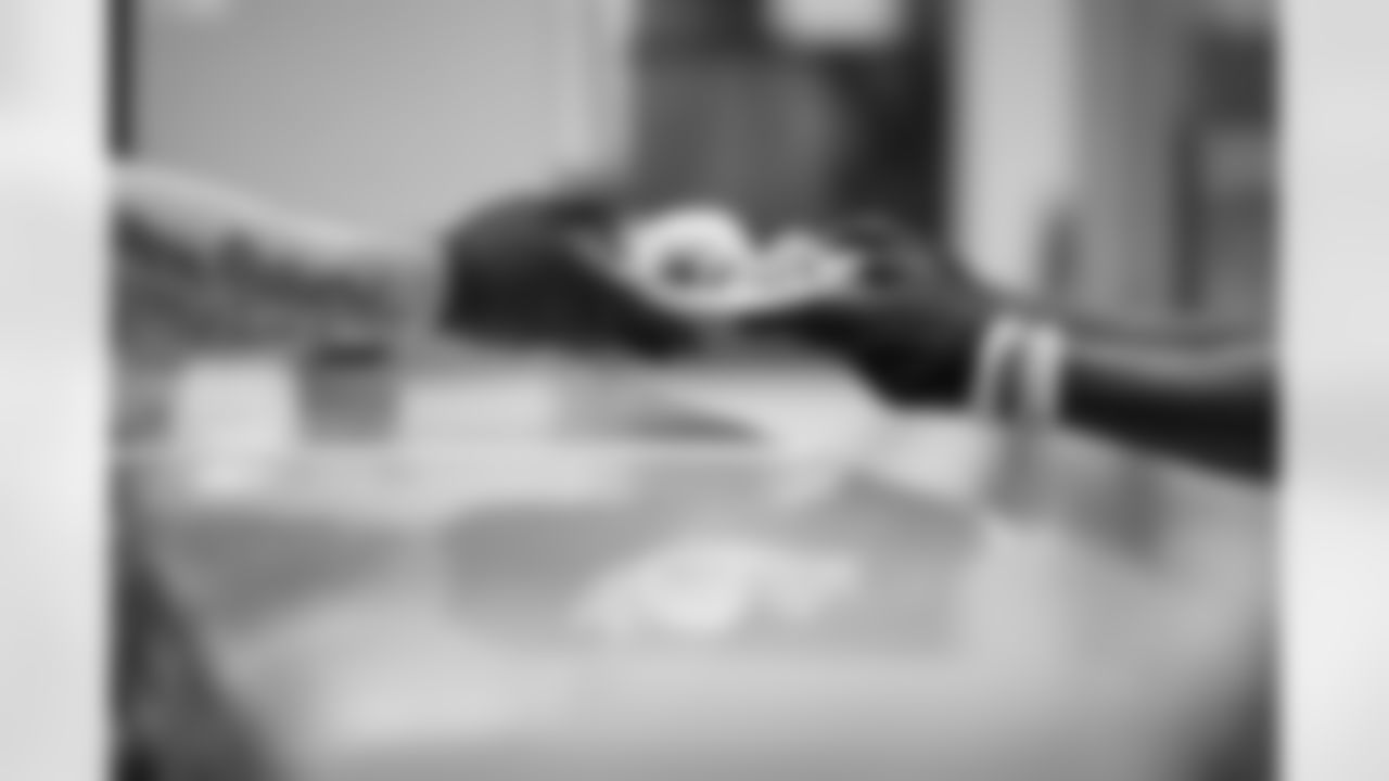 The Arizona Cardinals and Phoenix Rescue Mission host families for a Thanksgiving meal event on Monday, Nov. 24, 2025 in Phoenix, AZ.