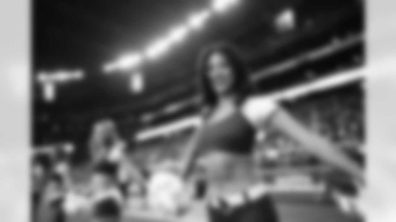 cheerleaders vs ravens_00096