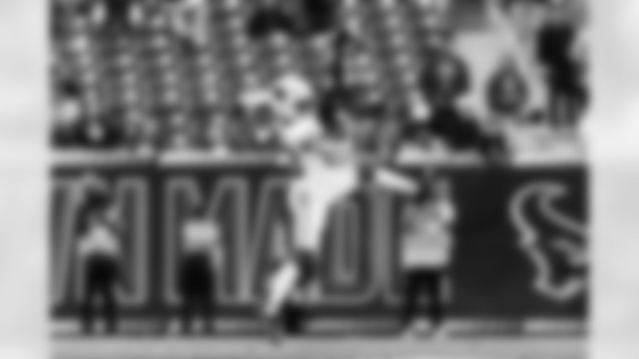 Arizona Cardinals running back Michael Carter (22) during the Week 15 regular season game between the Arizona Cardinals and the Houston Texans on Sunday, Dec. 14, 2025 in Houston, TX.