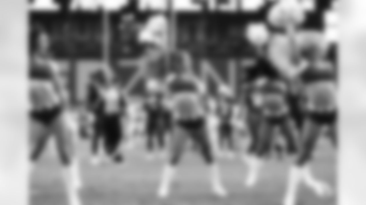 cheerleaders vs ravens_00082