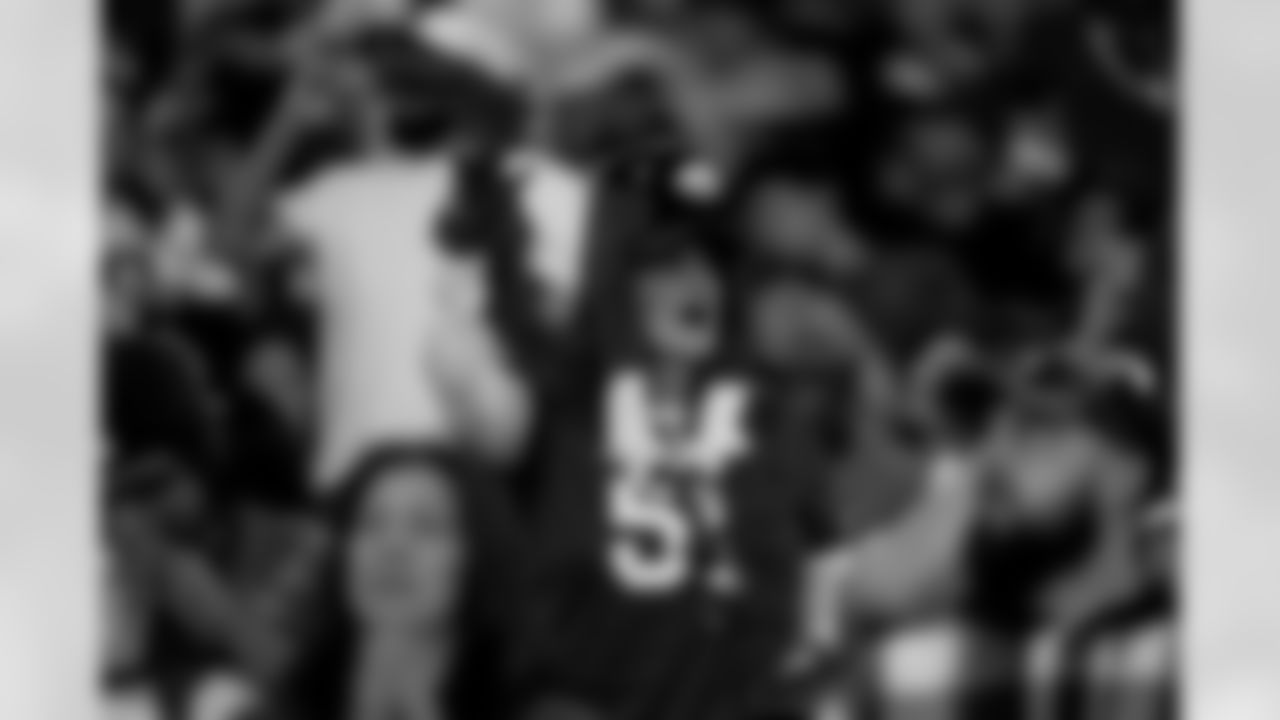 Fans during the Week 12 regular season game between the Arizona Cardinals and the Jacksonville Jaguars on Sunday, Nov. 23, 2025 at State Farm Stadium.