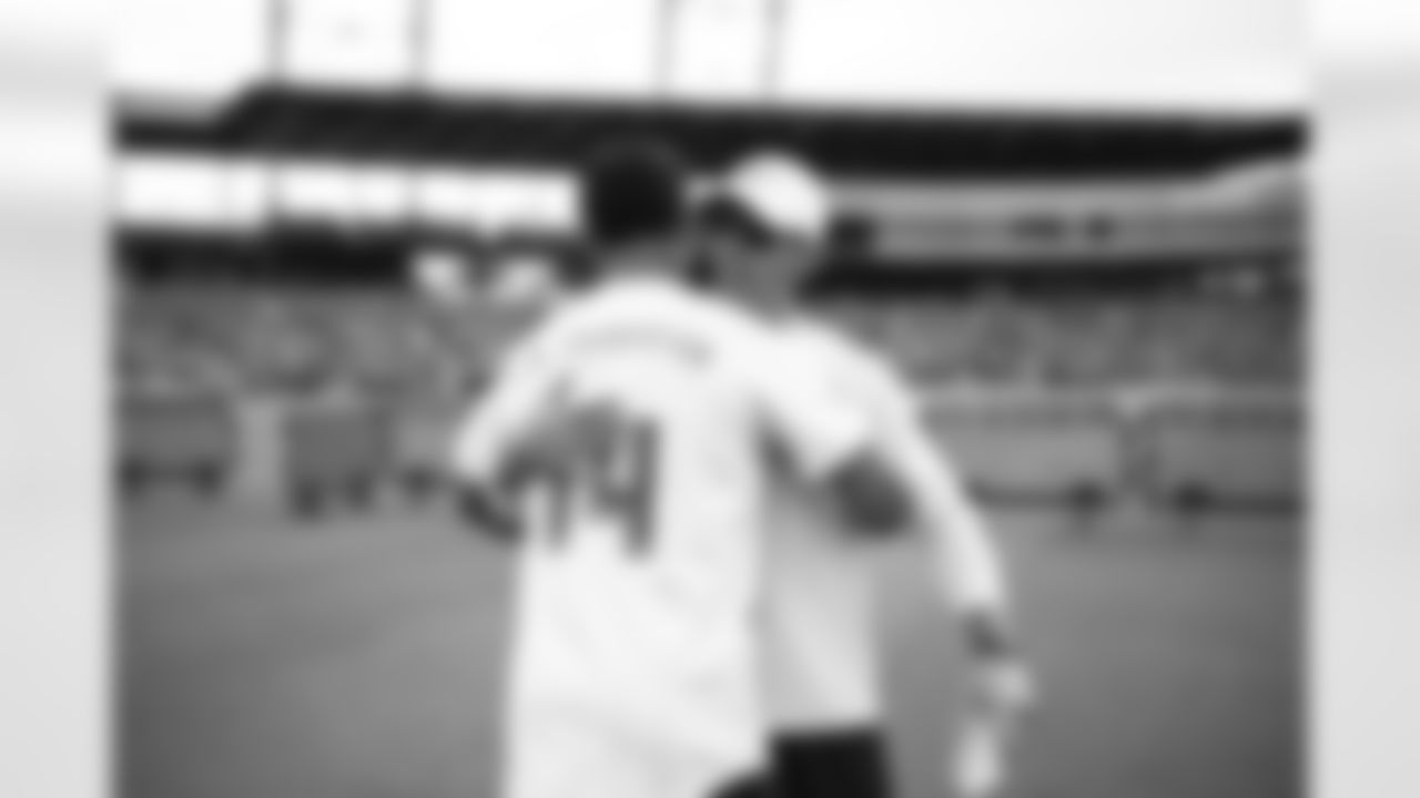 Arizona Cardinals quarterback Kyler Murray (1) hosts his inaugural Kyler Murray Foundation Charity Celebrity Softball Game at Salt River Fields at Talking Stick on Saturday, May 17, 2025 in Scottsdale, AZ.
