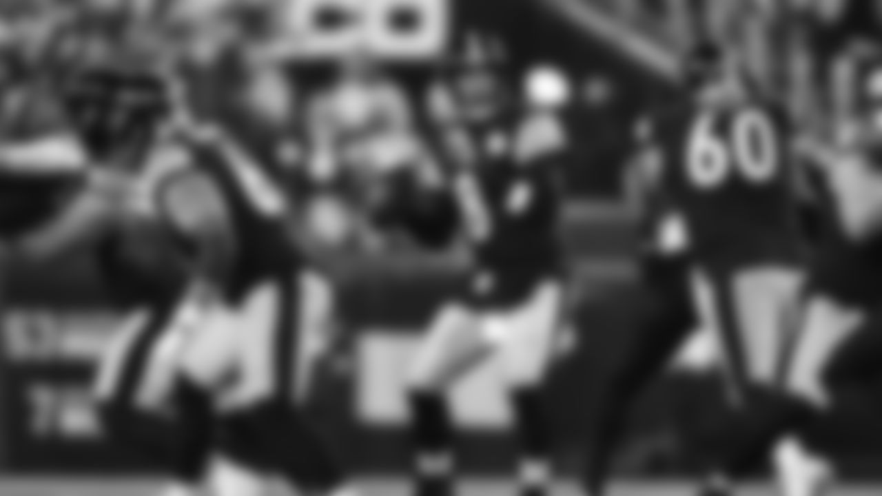 Pittsburgh Steelers quarterback Aaron Rodgers (8) drops back to throw a pass during the first half of an NFL football game against the Baltimore Ravens, Sunday, Jan. 4, 2026, in Pittsburgh. (AP Photo/Terrance Williams)