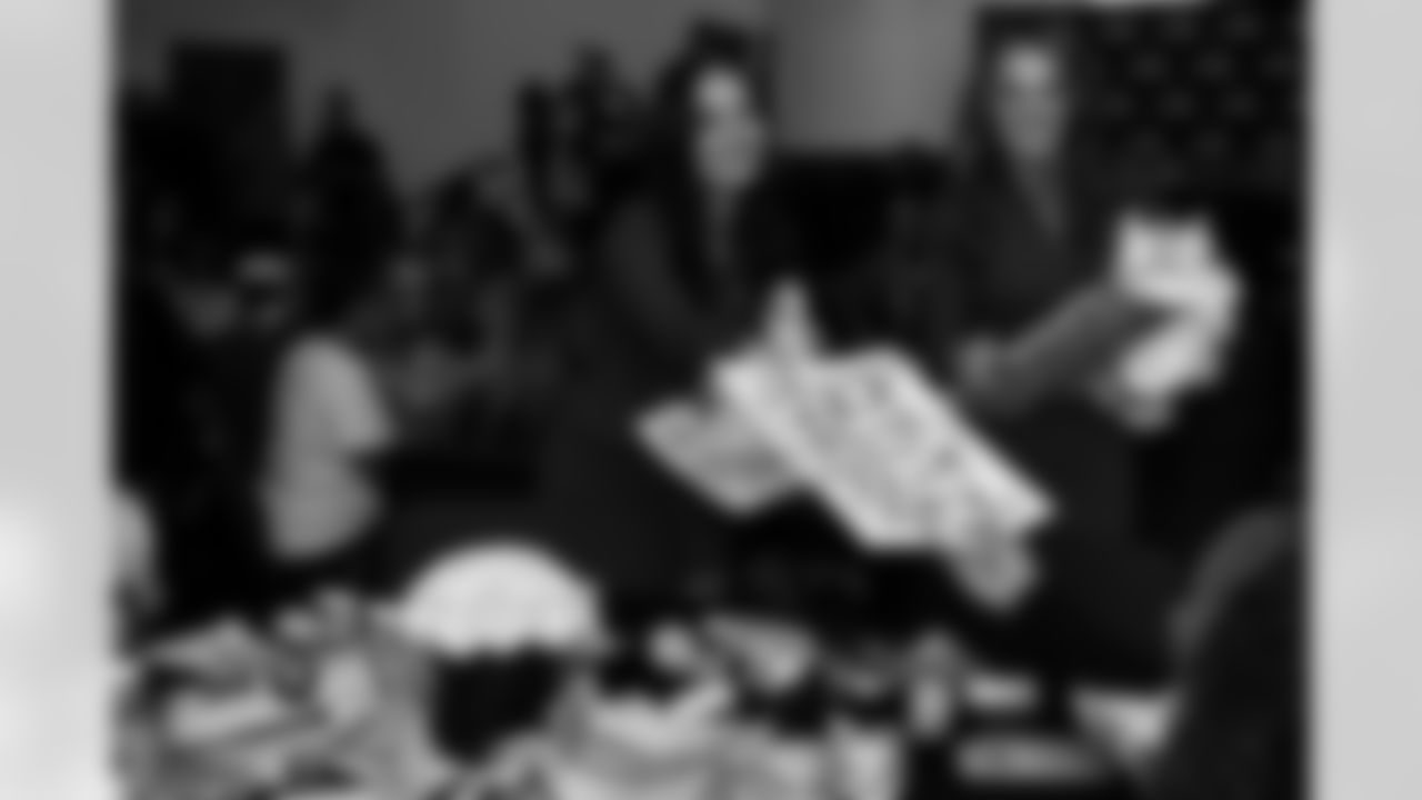 The Arizona Cardinals and Phoenix Rescue Mission host families for a Thanksgiving meal event on Monday, Nov. 24, 2025 in Phoenix, AZ.