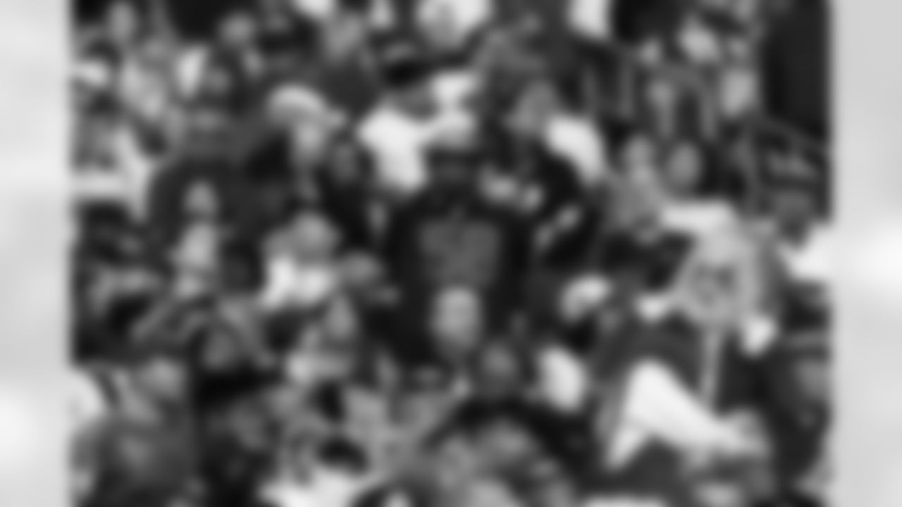 Fans during the Week 16 regular season game between the Arizona Cardinals and the Atlanta Falcons on Sunday, Dec. 21, 2025 at State Farm Stadium.