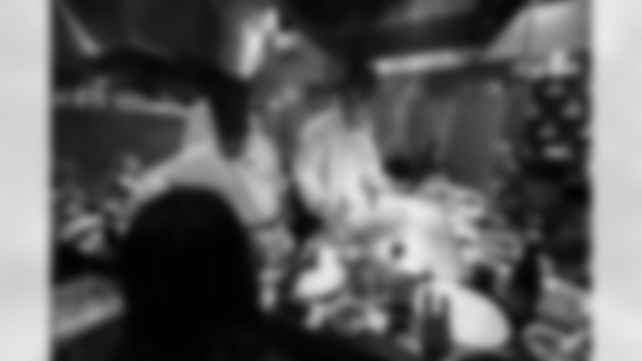 The Arizona Cardinals host veterans, members from the Pat Tillman Foundation, Civics leaders, and TAPS members at Benihana to honor those who serve on Monday, Nov. 10, 2025 in Tempe, AZ.