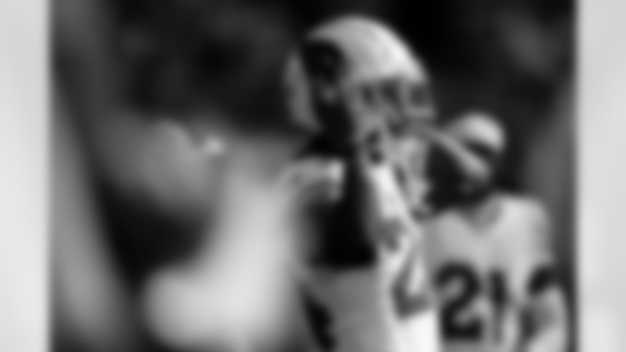 Arizona Cardinals cornerback Starling Thomas V (24) during the Week 13 regular season game between the Arizona Cardinals and the Minnesota Vikings on Sunday, Dec 1, 2024 in Minneapolis, MN.