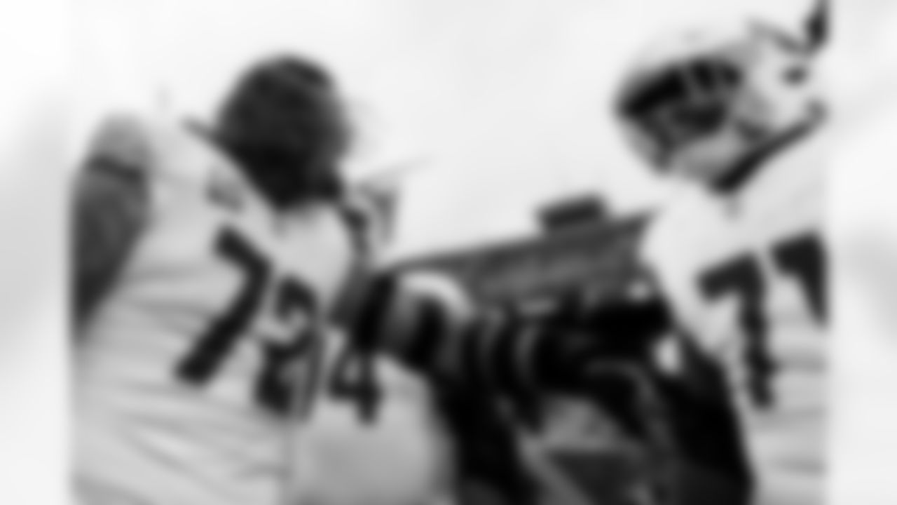 Arizona Cardinals offensive lineman Hjalte Froholdt (72) and Arizona Cardinals offensive lineman Jon Gaines II (71) during the Week 17 regular season game between the Arizona Cardinals and the Cincinnati Bengals on Sunday, Dec. 28, 2025 in Cincinnati, OH.