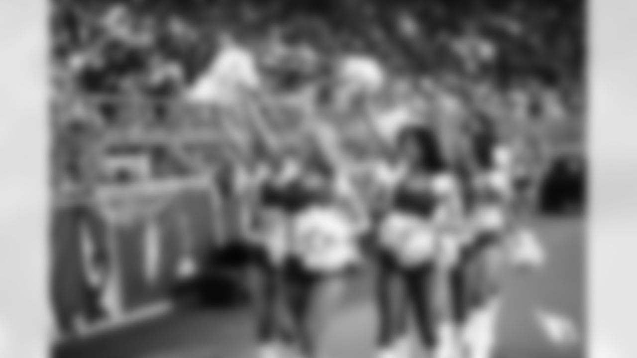 cheerleaders vs ravens_00088