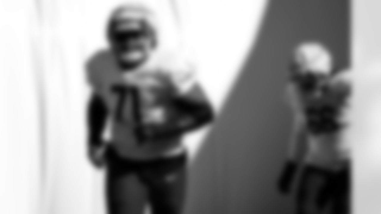 Arizona Cardinals offensive lineman Jon Gaines II (71) during practice at the Dignity Health Training Facility on Thursday, Nov. 6, 2025 in Tempe, AZ.