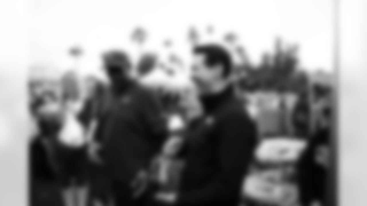 State Farm, Desert Financial Credit Union, and the Arizona Cardinals teamed up with United Food Bank to donate meals to local families in need at Mesa Convention Center on Wednesday, Nov. 19, 2025 in Mesa, AZ.