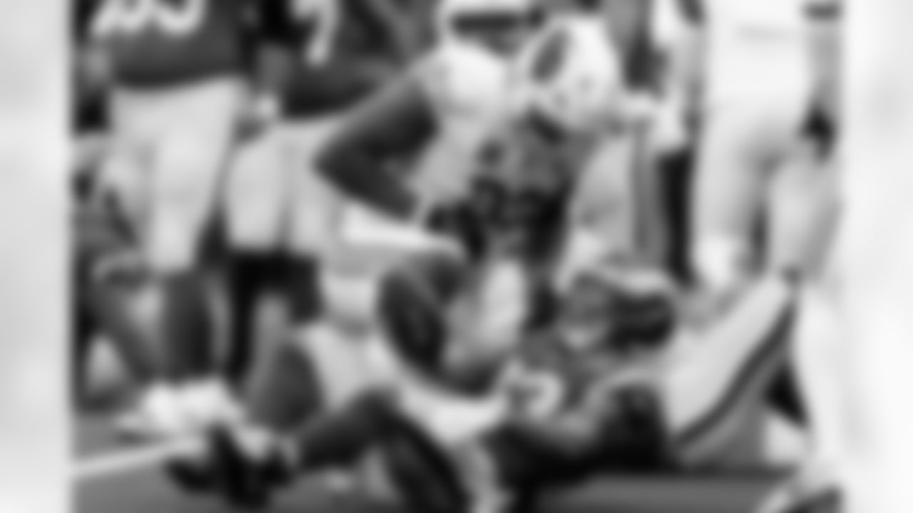 Arizona Cardinals defensive lineman Calais Campbell (93) during the Week 18 regular season game between the Arizona Cardinals and the Los Angeles Rams on Sunday, Jan. 4, 2026 in Los Angeles, CA.