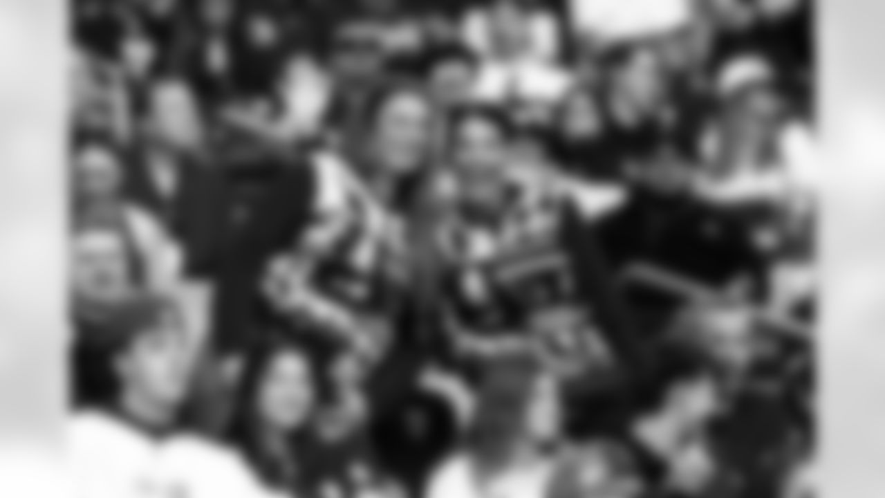 Fans during the Week 16 regular season game between the Arizona Cardinals and the Atlanta Falcons on Sunday, Dec. 21, 2025 at State Farm Stadium.